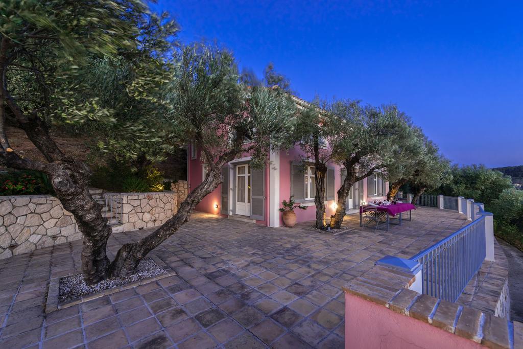 Villa Oliva, In A Serene Location & Private Pool, By Zantewize Akrotiri  Zewnętrze zdjęcie