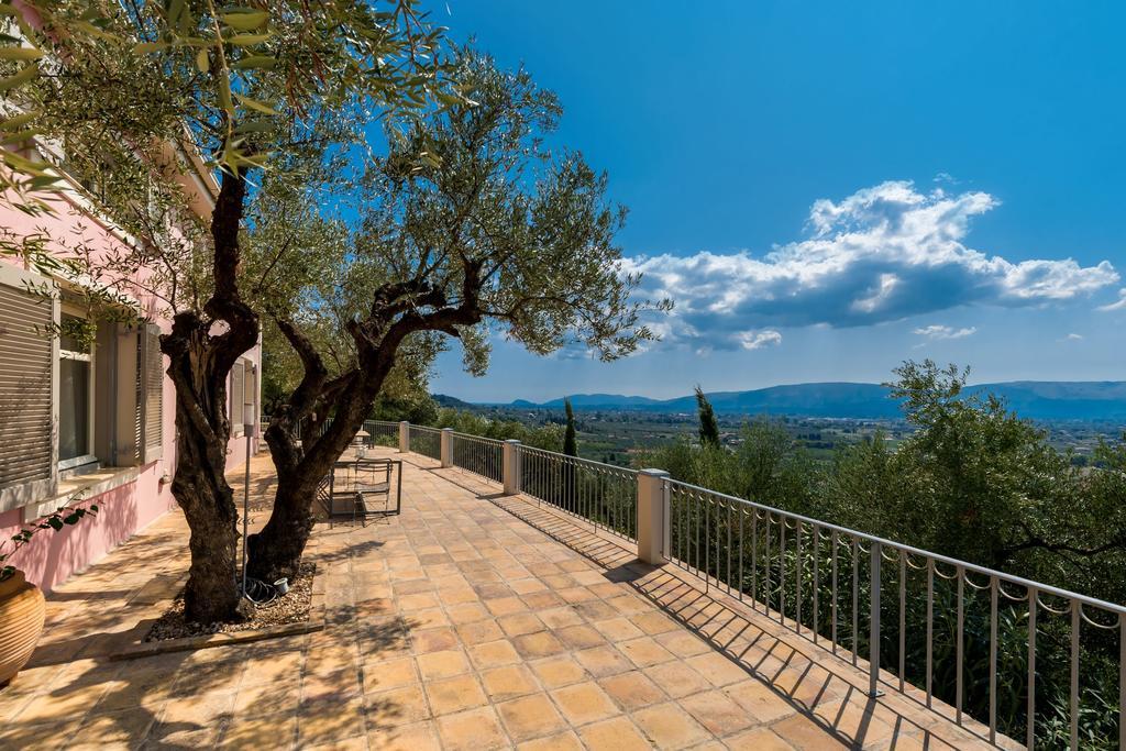 Villa Oliva, In A Serene Location & Private Pool, By Zantewize Akrotiri  Zewnętrze zdjęcie